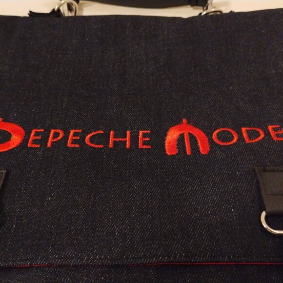 NEW DEPECHE MODE DENIM MESSENGER BAG From GLOBAL SPIRIT TOUR VIP PACKAGE - Picture 4 of 6